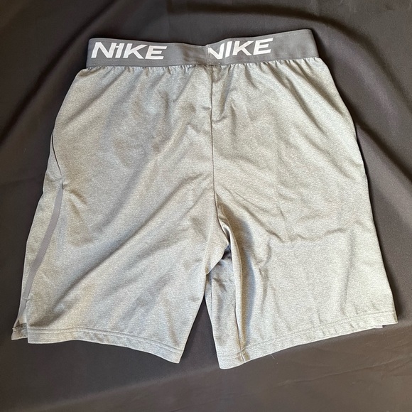 NWOT Nike Dri-Fit Training Short Basketball Size...Small, Medium & Extra Large - Picture 7 of 8